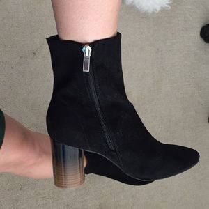 Forever 21 black suede bootie with ombré heel